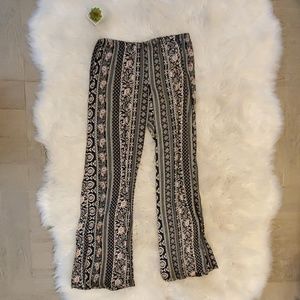 Cute print light weight pants from Forever 21
